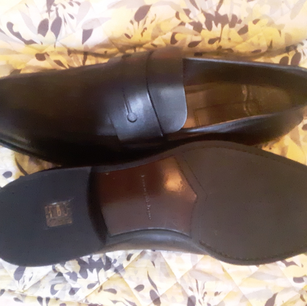 Mens shoes
